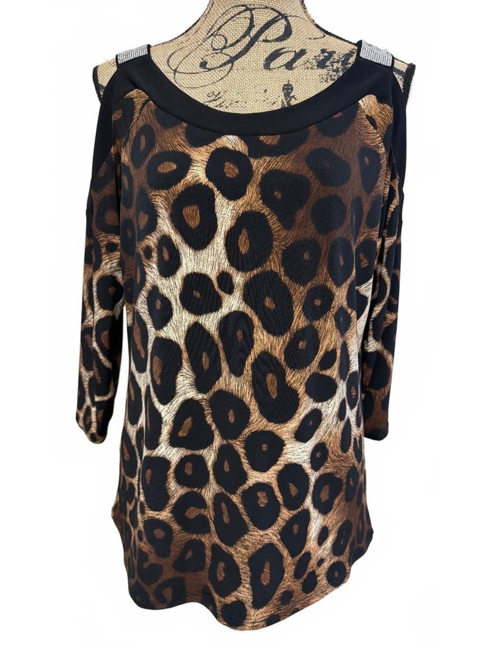 116: Diana Belle Leopard Print Cold Shoulder Top - XL